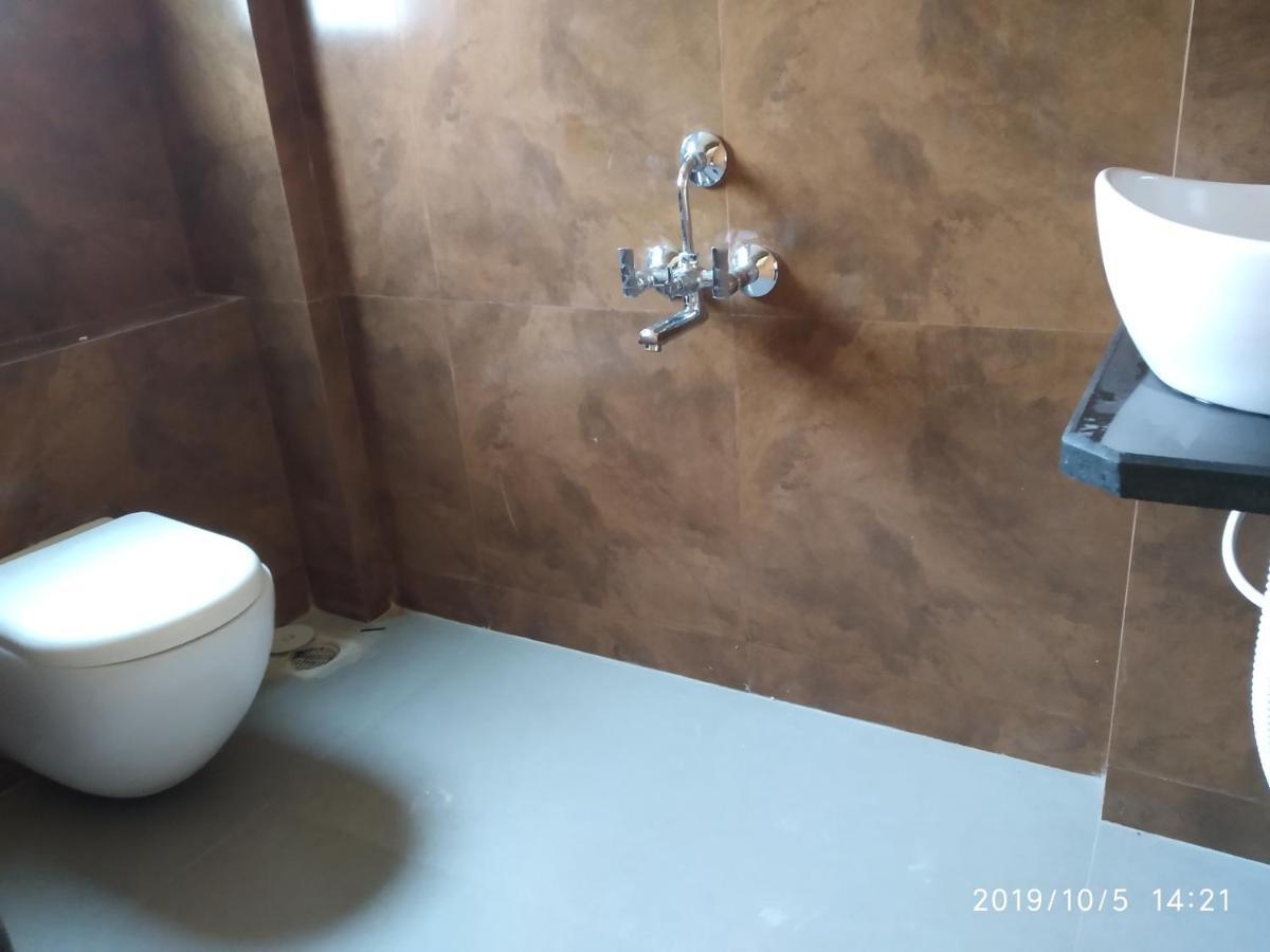 Lotus Hotel Nagaon Beach Alībāg Extérieur photo