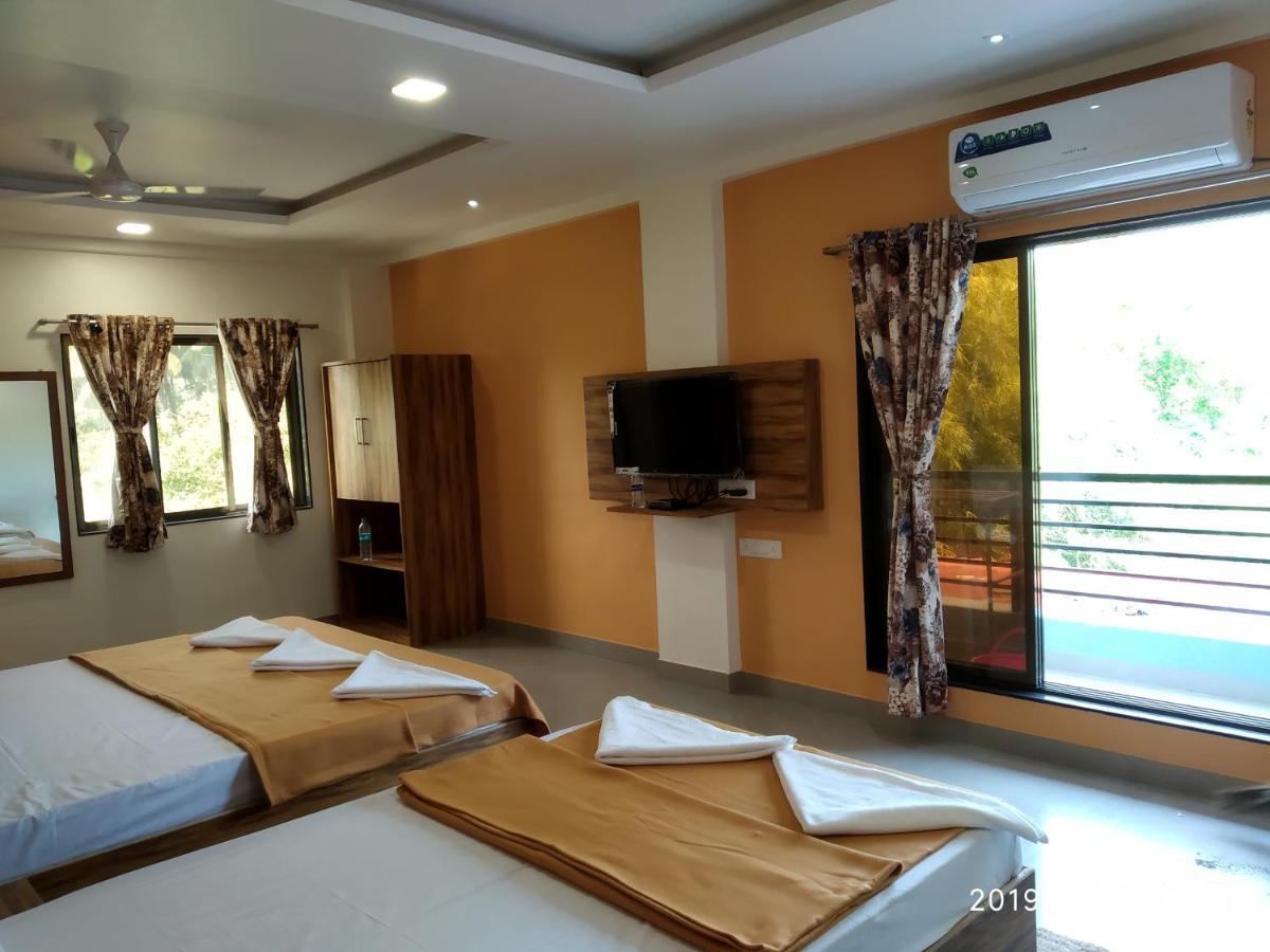 Lotus Hotel Nagaon Beach Alībāg Extérieur photo