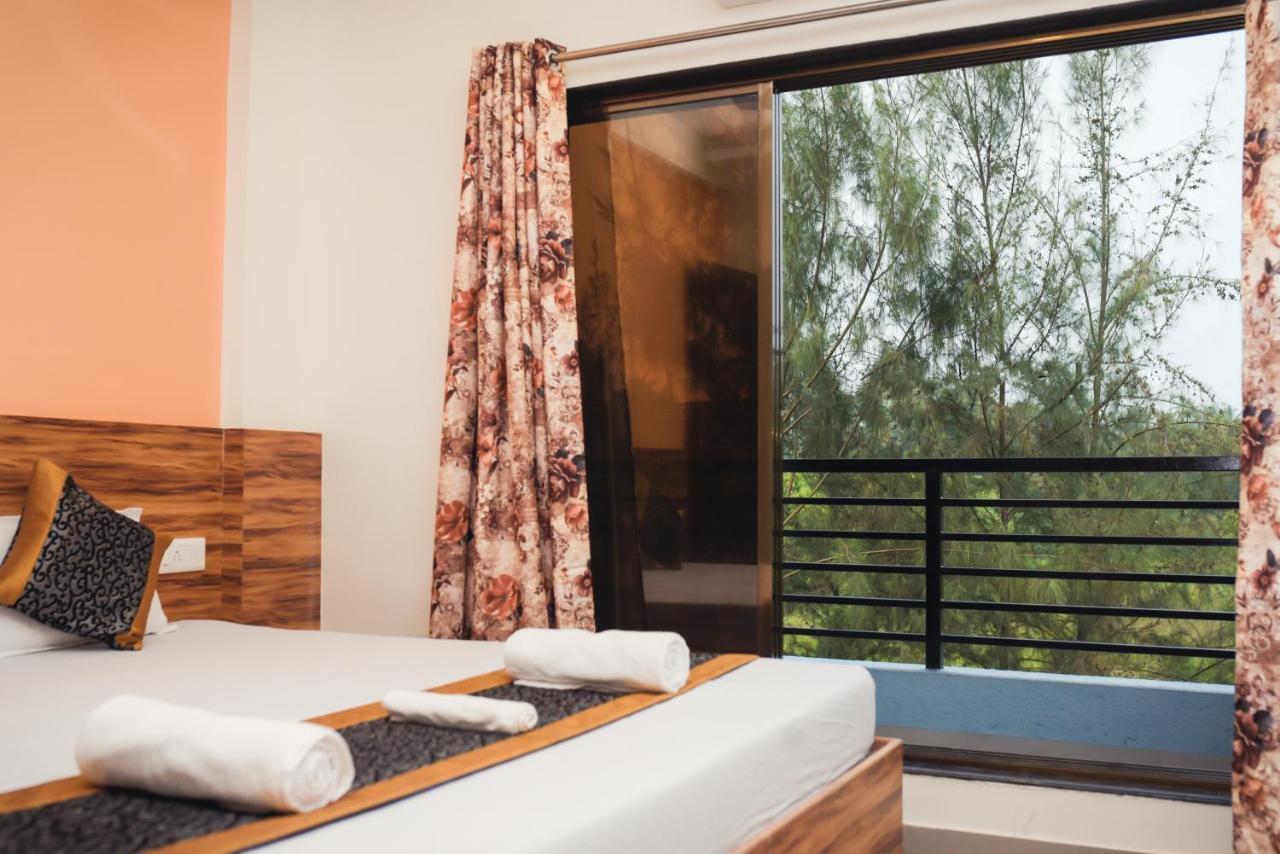 Lotus Hotel Nagaon Beach Alībāg Extérieur photo